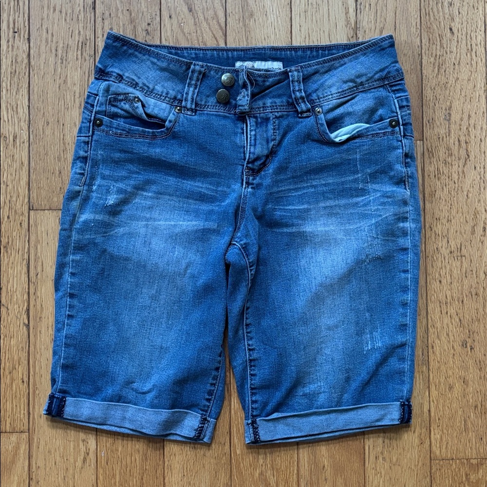 Royalty For Me Cuffed Blue Denim Kidcore Jean Shorts Women’s Size 6 S Small